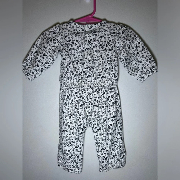 Carters Black and White Floral One Piece Size 3 months - Picture 2 of 6